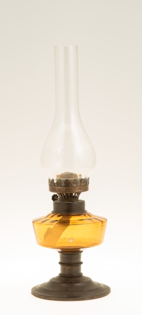 Lampa naftowa