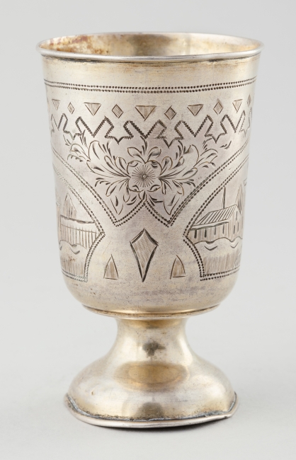 Pucharek kiduszowy