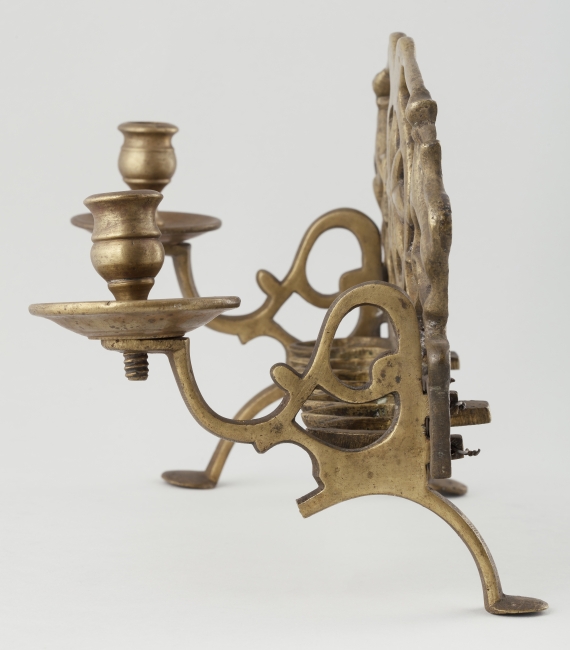 Lampa chanukowa