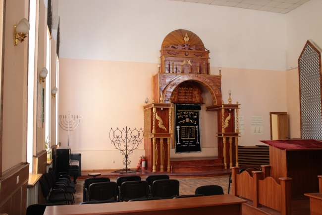 Wnętrze Synagogi Lifszyca w Winnicy na Ukrainie. Stan na lato 2017.