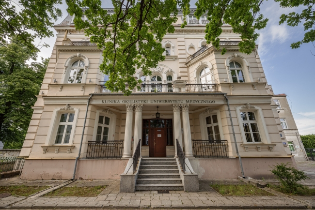 Budynek, w którym mieściła się dministracja garnizonu SS i sortownia mienia żydowskiego przy ul. Chmielnej w Lublinie