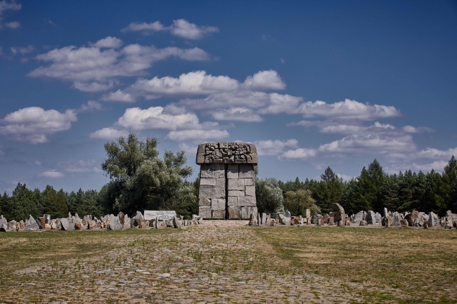 Muzeum Treblinka. Niemiecki nazistowski obóz zagłady i obóz pracy (1941-1944). Upamiętnienie byłego Obozu Zagłady Treblinka II