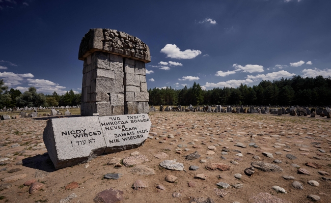 Muzeum Treblinka. Niemiecki nazistowski obóz zagłady i obóz pracy (1941-1944). Upamiętnienie byłego Obozu Zagłady Treblinka II